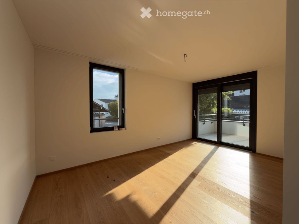 Erstvermietung 5.5-Zimmer-Duplex-Wohnung mit grossem privatem Garten (370m2) mitten in Adliswil - Bild 12