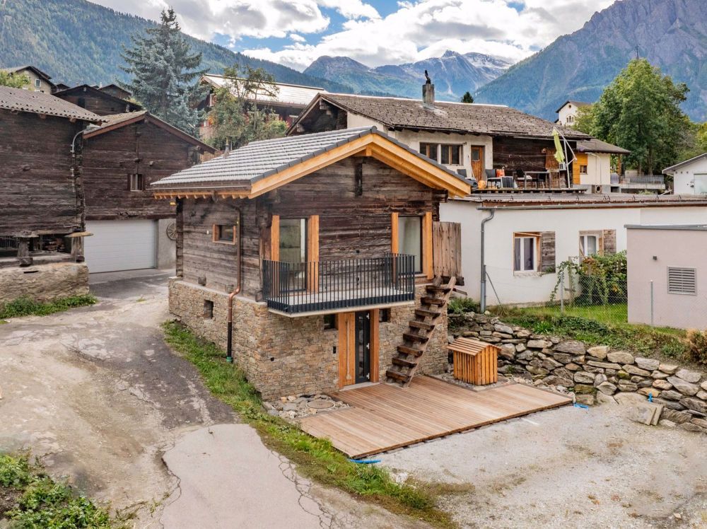 Exklusives Wohnen in Termen – Erstvermietung nach hochwertigem Umbau eines ehemaligen Stalls - Bild 1