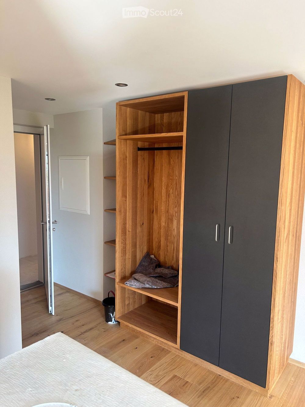 Moderne 3.5-Zimmer-Neubau-Wohnung mit Bergblick in Frutigen - Bild 1