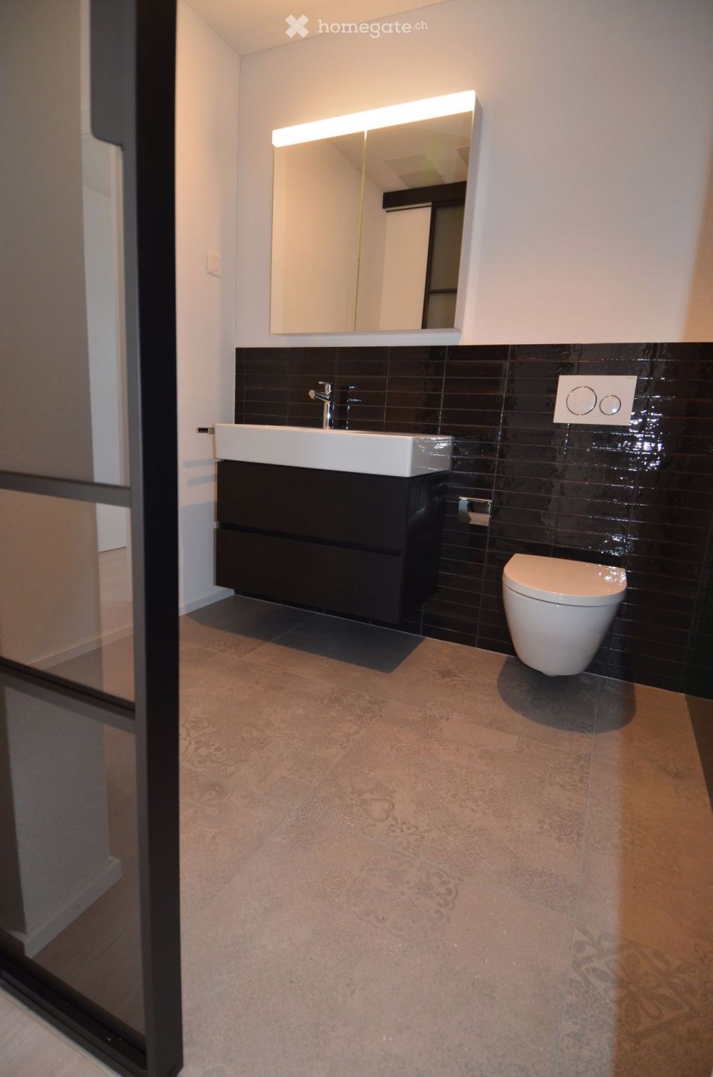 Moderne 3.5-Zimmer-Dachwohnung mit Panoramablick in Goldau - Bild 9