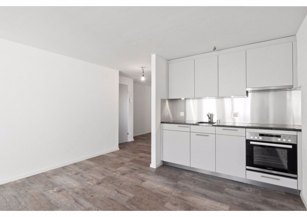 Schöne Wohnung im Herzen von Einsiedeln - Bild 1