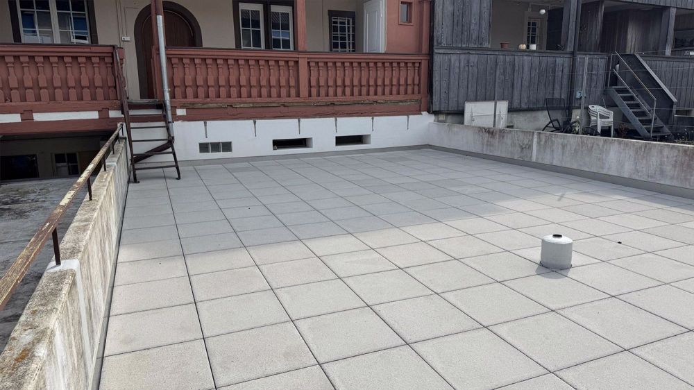 Komplett renovierte 4.5 Zimmer Wohnung mit grosser Terrasse - Bild 10