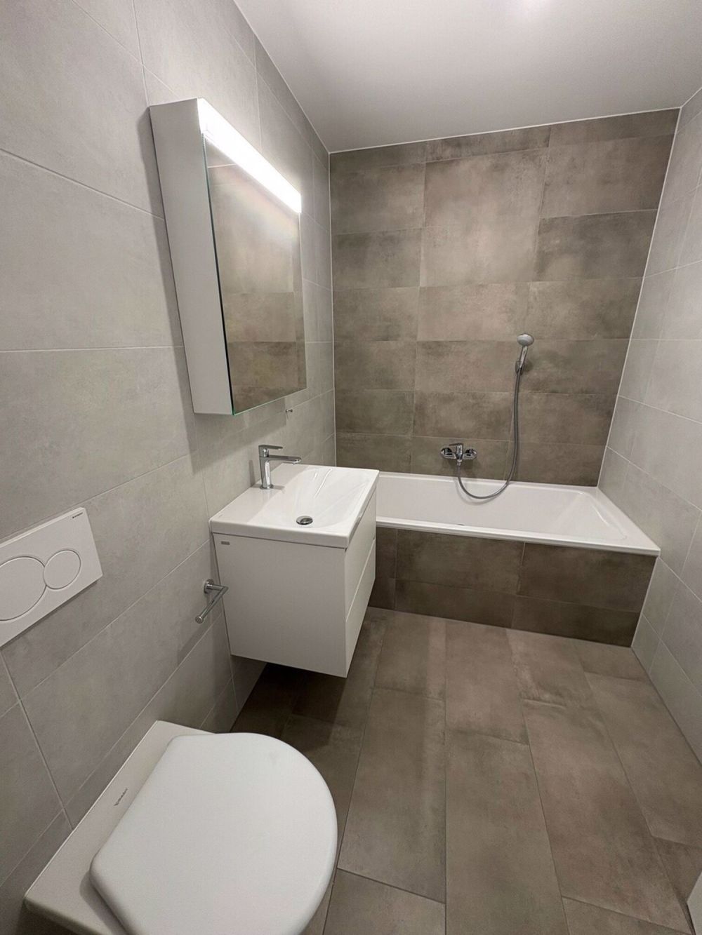 A LOUER beaux appartements NEUFS 4.5 pces (102 m2) avec terrasse - Bild 5