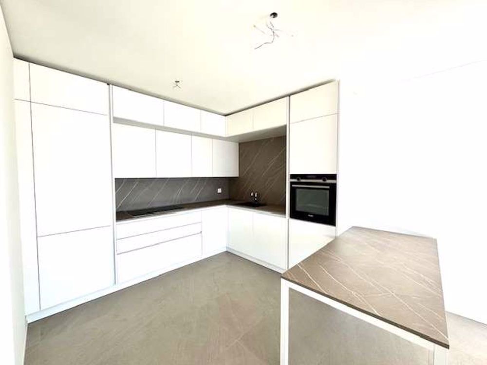 Prestigöses und neues 2.5-Zimmer-Wohnung zur Miete mit bezauberndem Seeblick in Bioggi - Bild 2