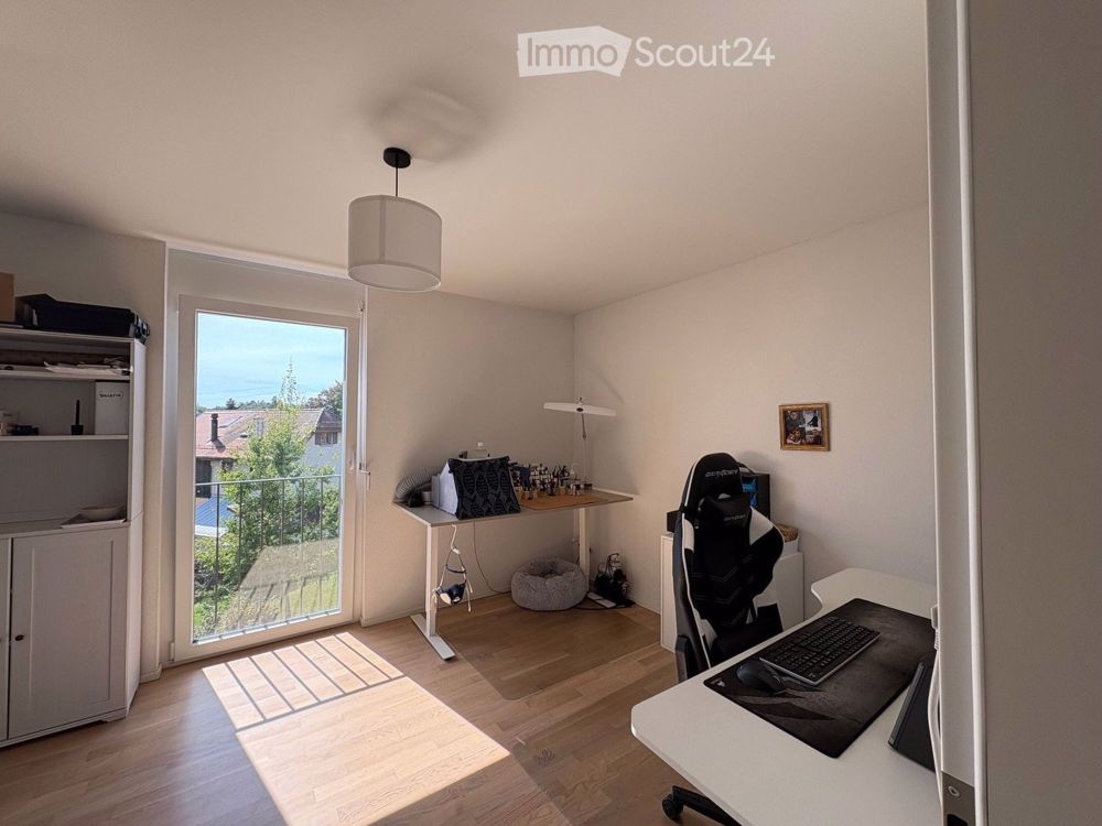 Geräumige 4,5-Zimmer-Wohnung - Seeblick / Bergblick - Bild 3