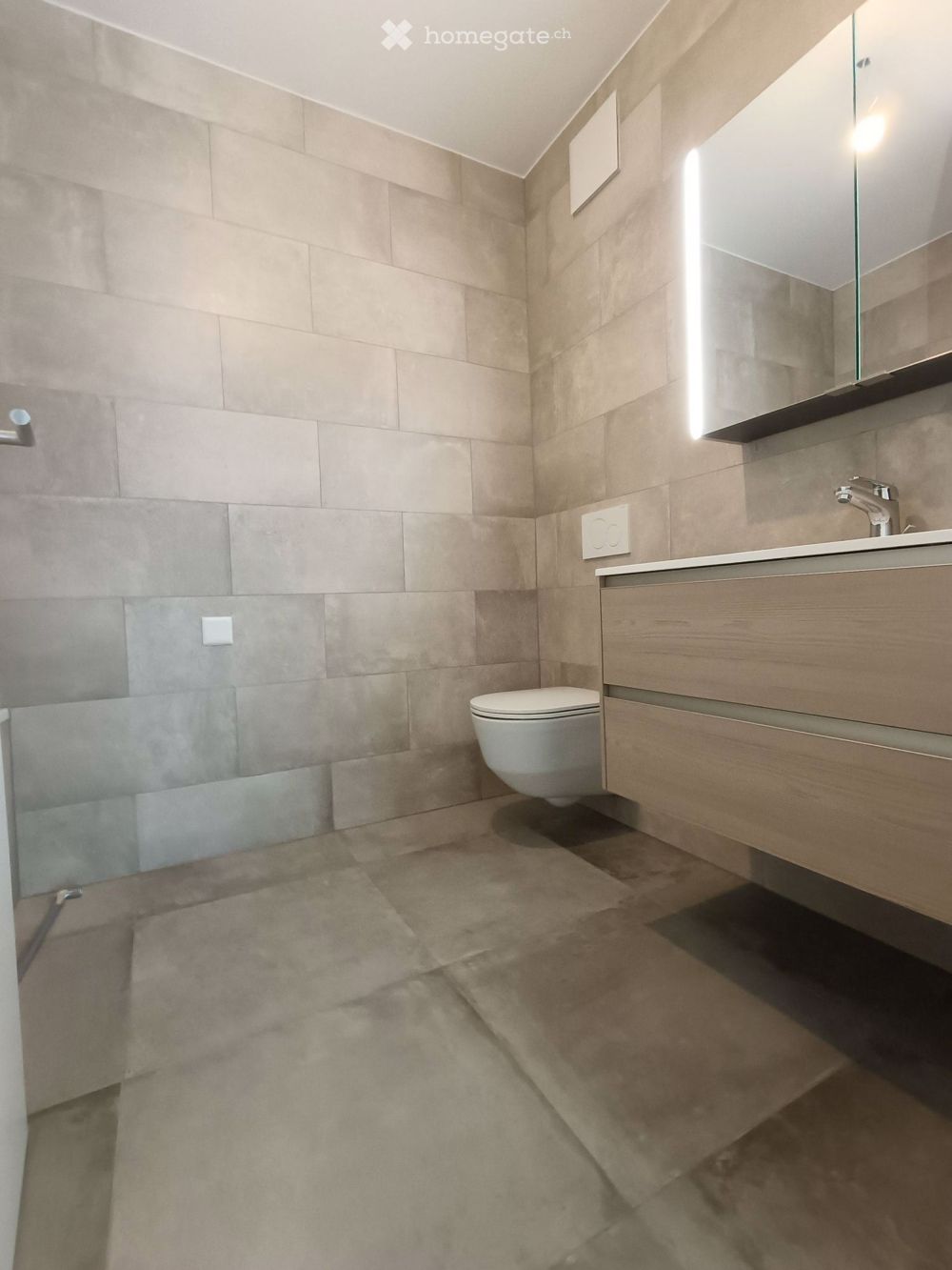 Schönes 3,5-Zimmer-Neuapartment in Romont - Bild 5