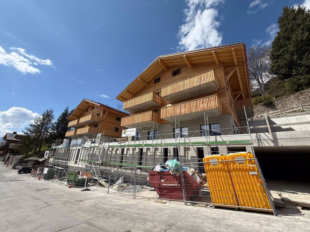 Prachtvolle 3-Zimmer-Wohnung neu mit Panoramablick - Bild 1