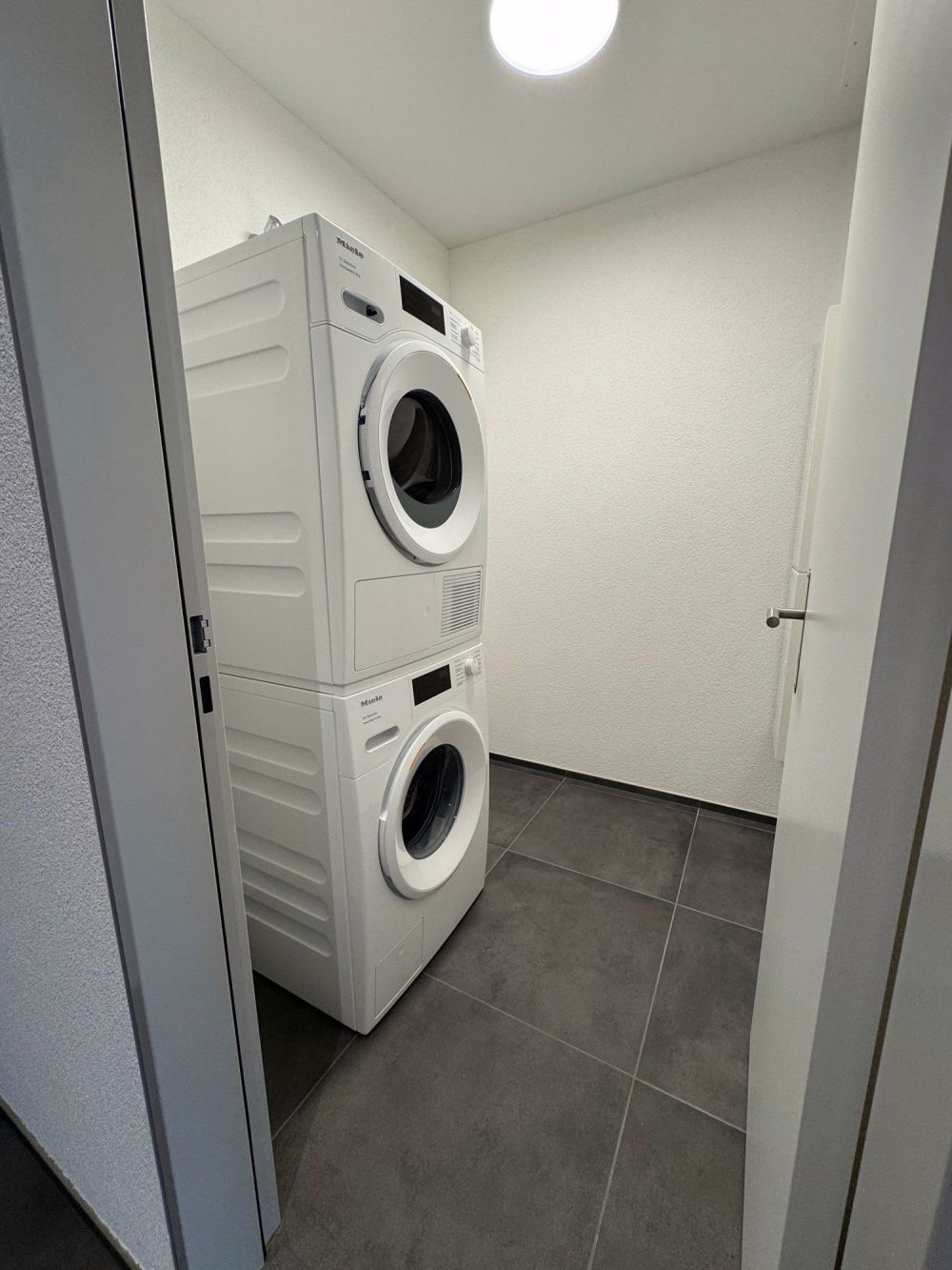 2 1/2 Zimmerwohnung im Eigentumsstandard - Bild 10