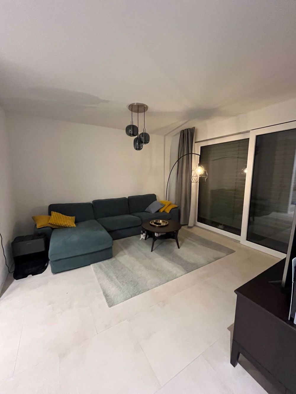 Doppeleinfamilienhaus mit Terrasse , Balkon und Garten - Bild 9