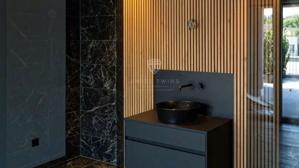 Luxuriöse 3.5-Zimmer-Terrassenwohnung mit 132m² Privat-Terrasse und traumhafter Aussicht auf Pilatus & Rigi - Bild 7