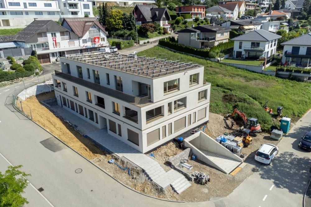 Luxuriöse 2½-Zimmerwohnung an bester Lage in Egerkingen - Bild 1