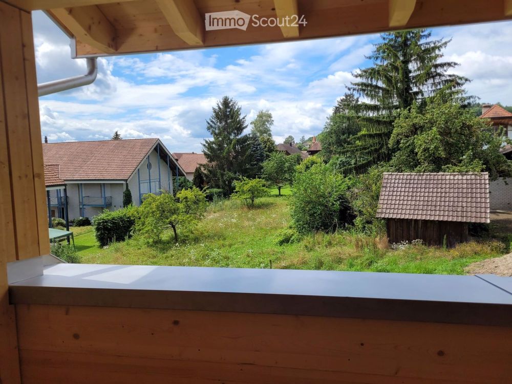 Sehr schöne 3.5-Zimmer Dachwohnung (2.5 + grosse Galerie) in Massivholzbauweise - Bild 8