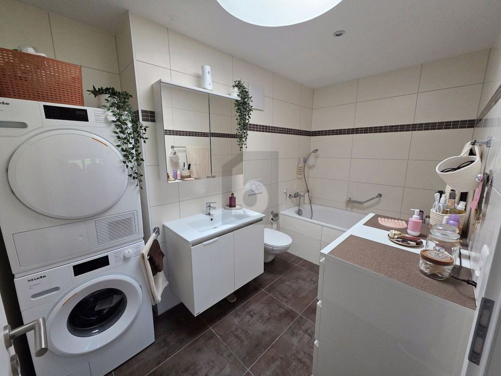 AUßERGEWÖHNLICHER PREIS! MODERNES APARTMENT MIT TERRASSE UND LOGGIA - Bild 5
