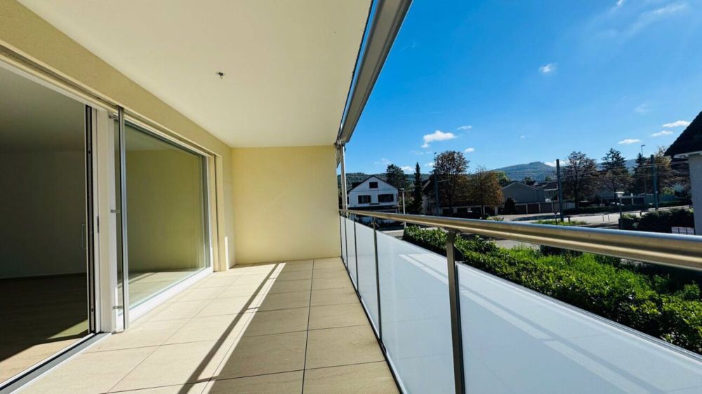 Moderne attraktive 2.5-Zimmer-Wohnung in Reinach - mit Balkon & eigenem Waschturm - Bild 4