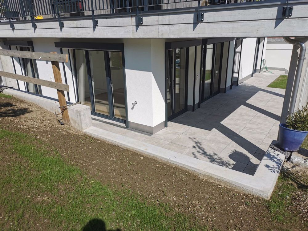 Rarität: Neubau 3.5-Zimmer-Wohnung in Zweifamilienhaus vor den Toren Zürichs - Bild 11