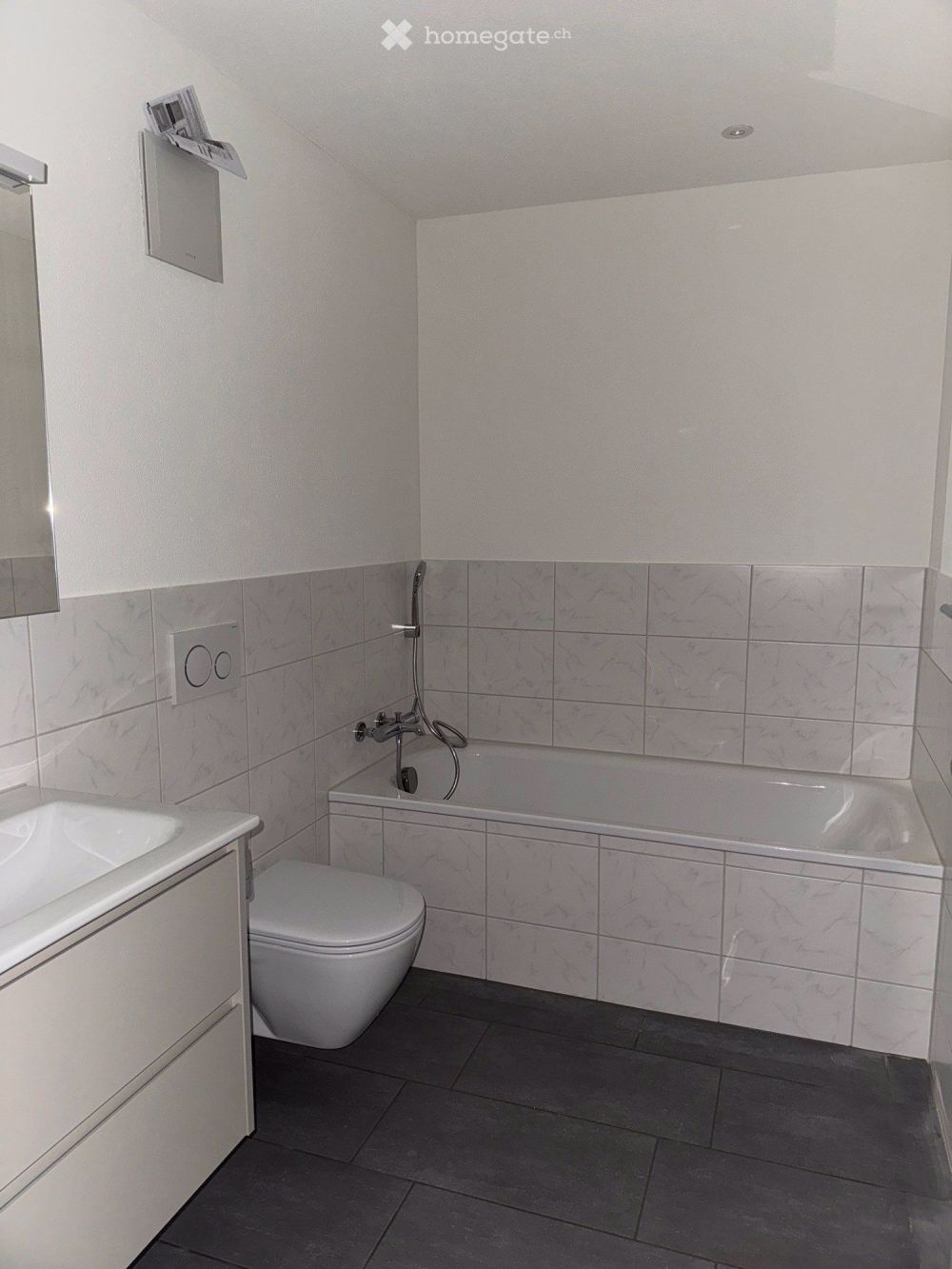 Erstvermietung einer modernen 4.5 - Zimmerwohnung im Erdgeschoss mit Gartensitzplatz - Bild 9