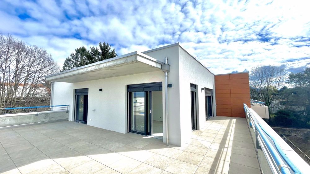 Magnifique Attique MINERGIE avec grande terrasse - Bild 1