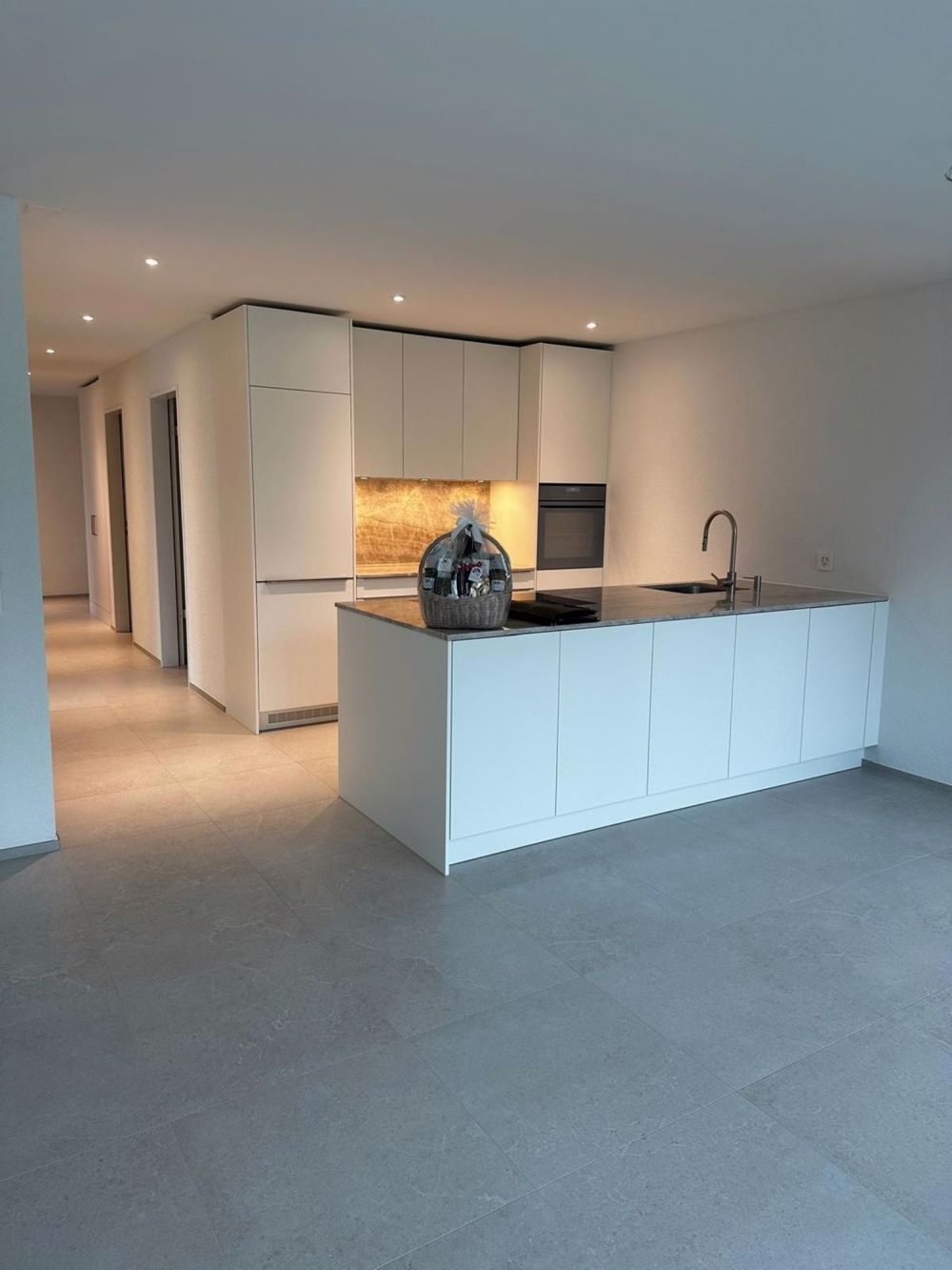 Erstbezug Moderne 4.5-Zimmerwohnung an ruhiger Lage in Neuenhof - Bild 1