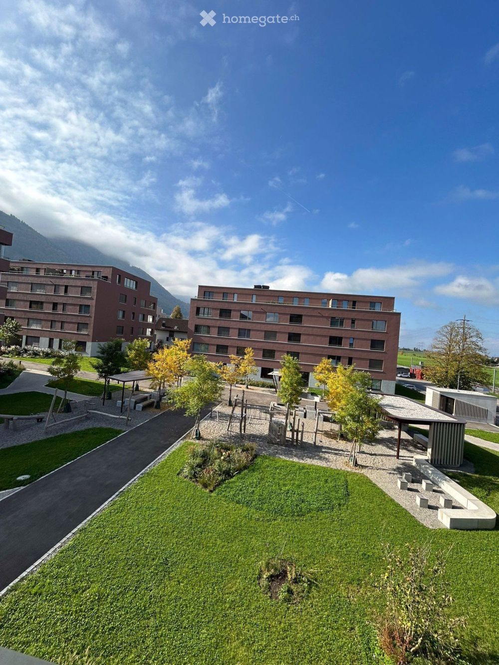 Hochwertig ausgebaute 4.5-Zimmer-Wohnung im gepflegten Parco Verde zu vermieten - Bild 10