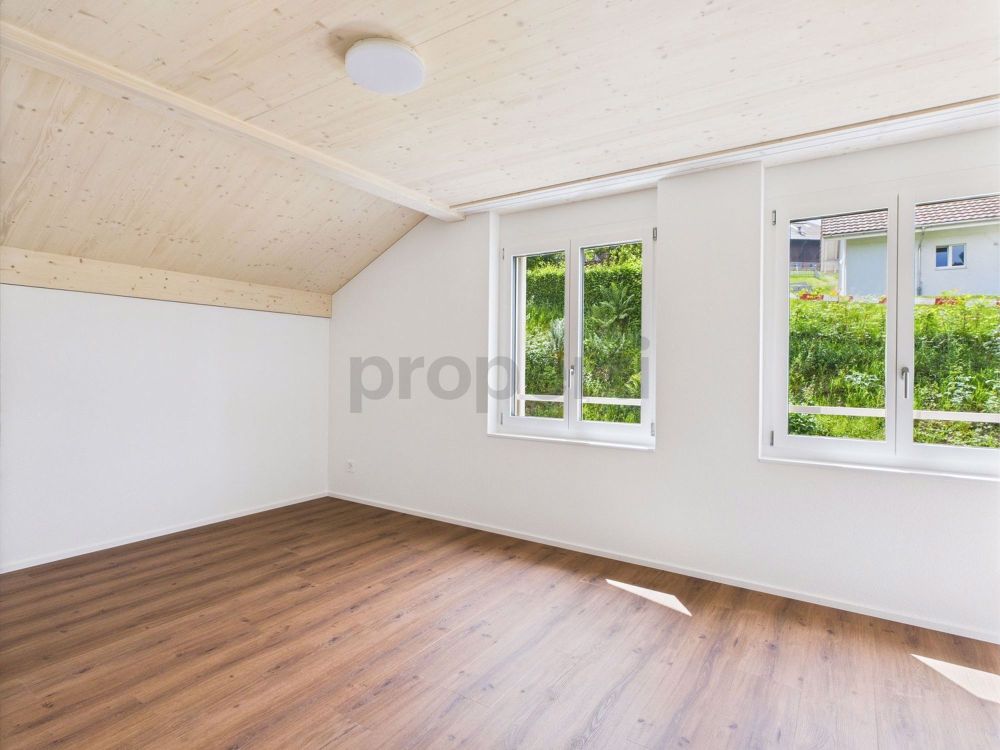 Traumhafte Dachwohnung in Hasle, Kanton LU - Modernes Wohnen mit einzigartigem Charme - Image 3