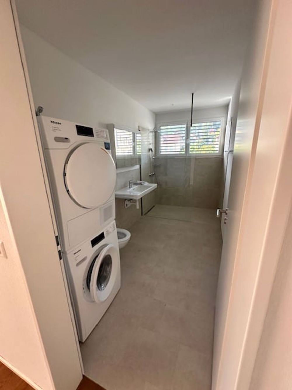 !!Erstbezug!! Moderne 3.5-Zimmer-Attikawohnung in Lengnau - Bild 7