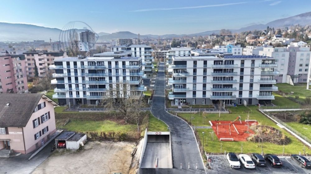 Entouré de verdure et proche du centre ville - Bild 1