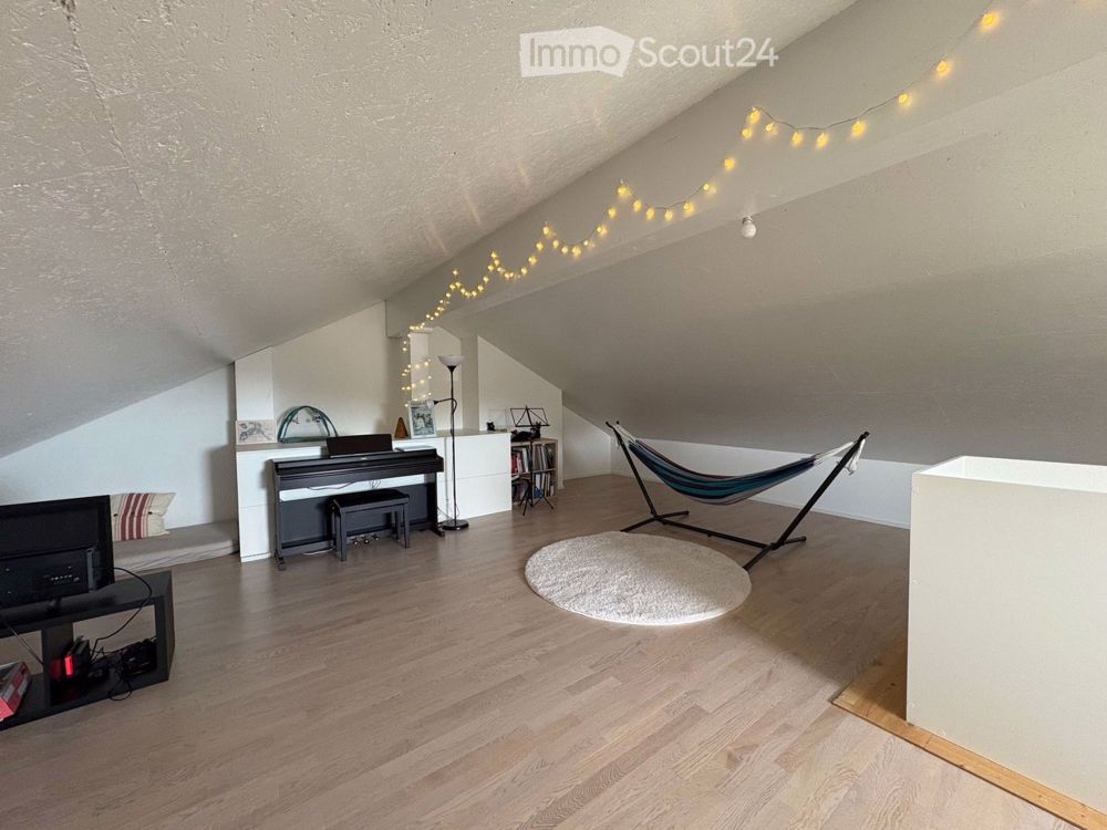 Geräumige 4,5-Zimmer-Wohnung - Seeblick / Bergblick - Bild 5