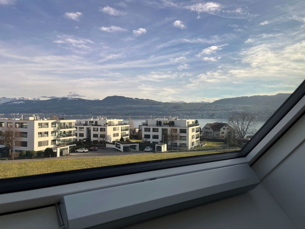 Hausteil - Traumhafte Lage mit Seesicht - Bild 3