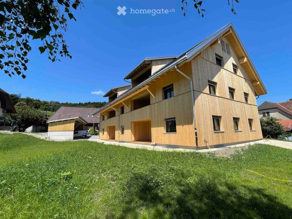 Sehr schöne 3.5-Zimmer Dachwohnung (2.5 + Galerie) in Massivholzbauweise - Bild 6