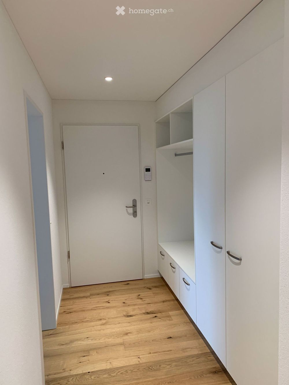 Moderne 4.5-Zimmer-Neubau-Wohnung mit grossem Balkon - Bild 5