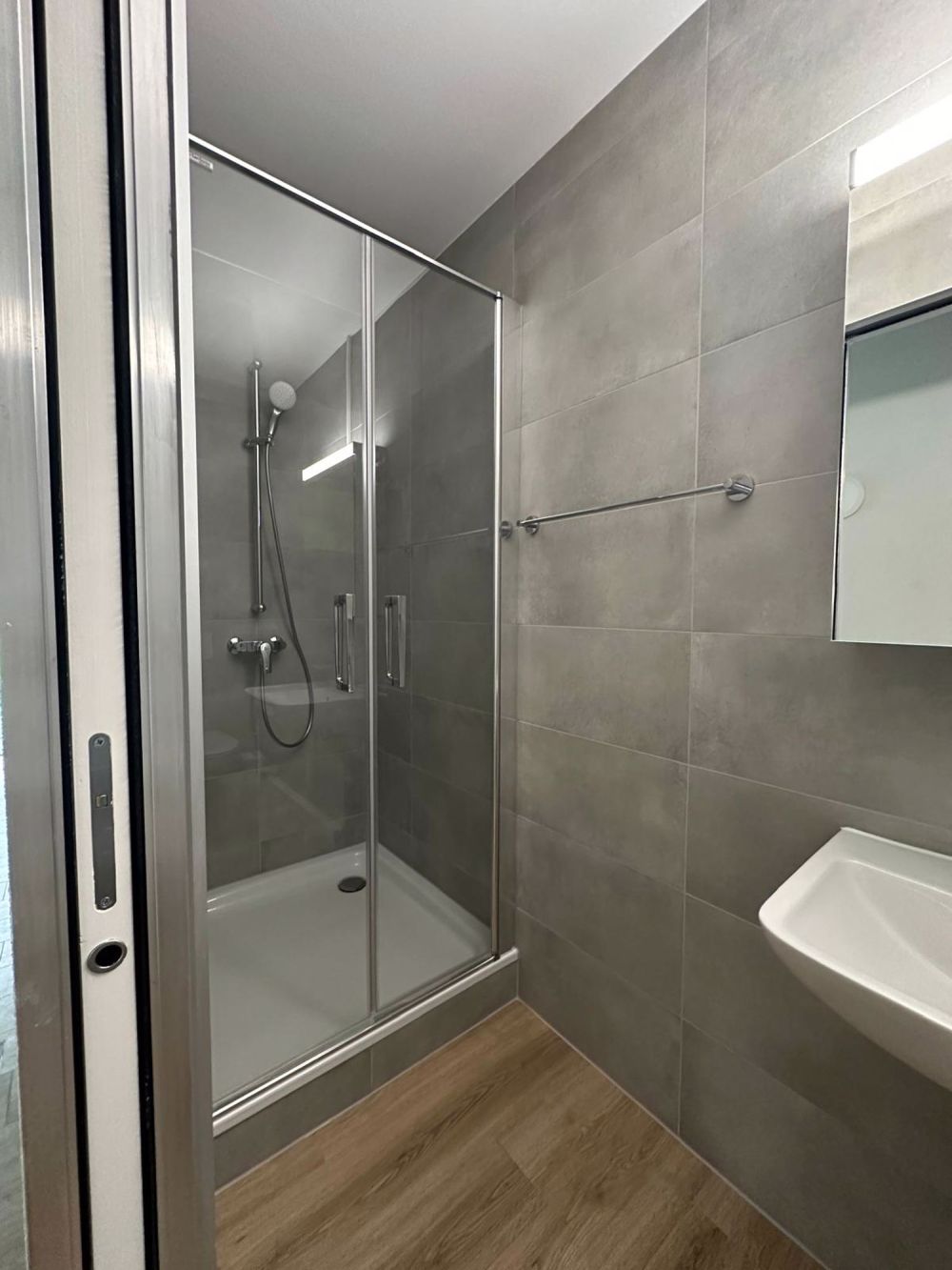 A deux pas de l'EHL - 5 Chambres meublées en colocation - Bild 6