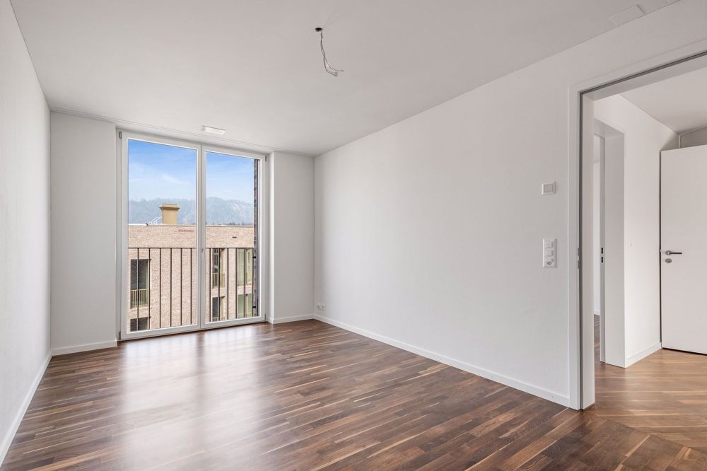 Moderne 5.5-Zimmer-Wohnung mit Balkon in Adliswil - Bild 5