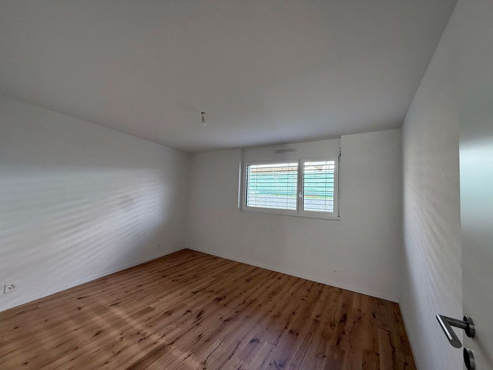 C01- Wohnung 2 Zimmer hell mit Balkon in St-Pierre-de-Clages - Bild 5