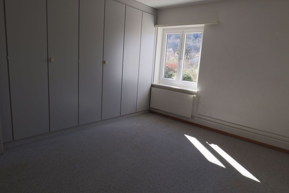 Erdgeschoss-Wohnung in heimeligem Quartier - Zimmer 1