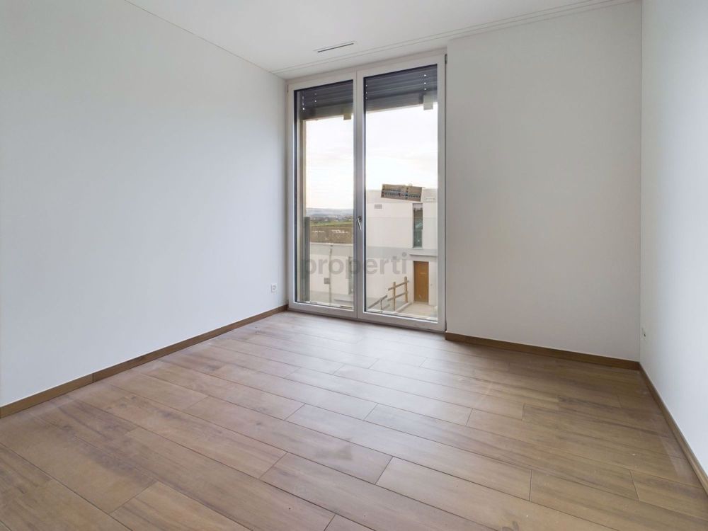 Penthouse-Perfektion: Exklusive 4.5 Zimmer Attikawohnung mit atemberaubender Aussicht in Herdern! - Image 5