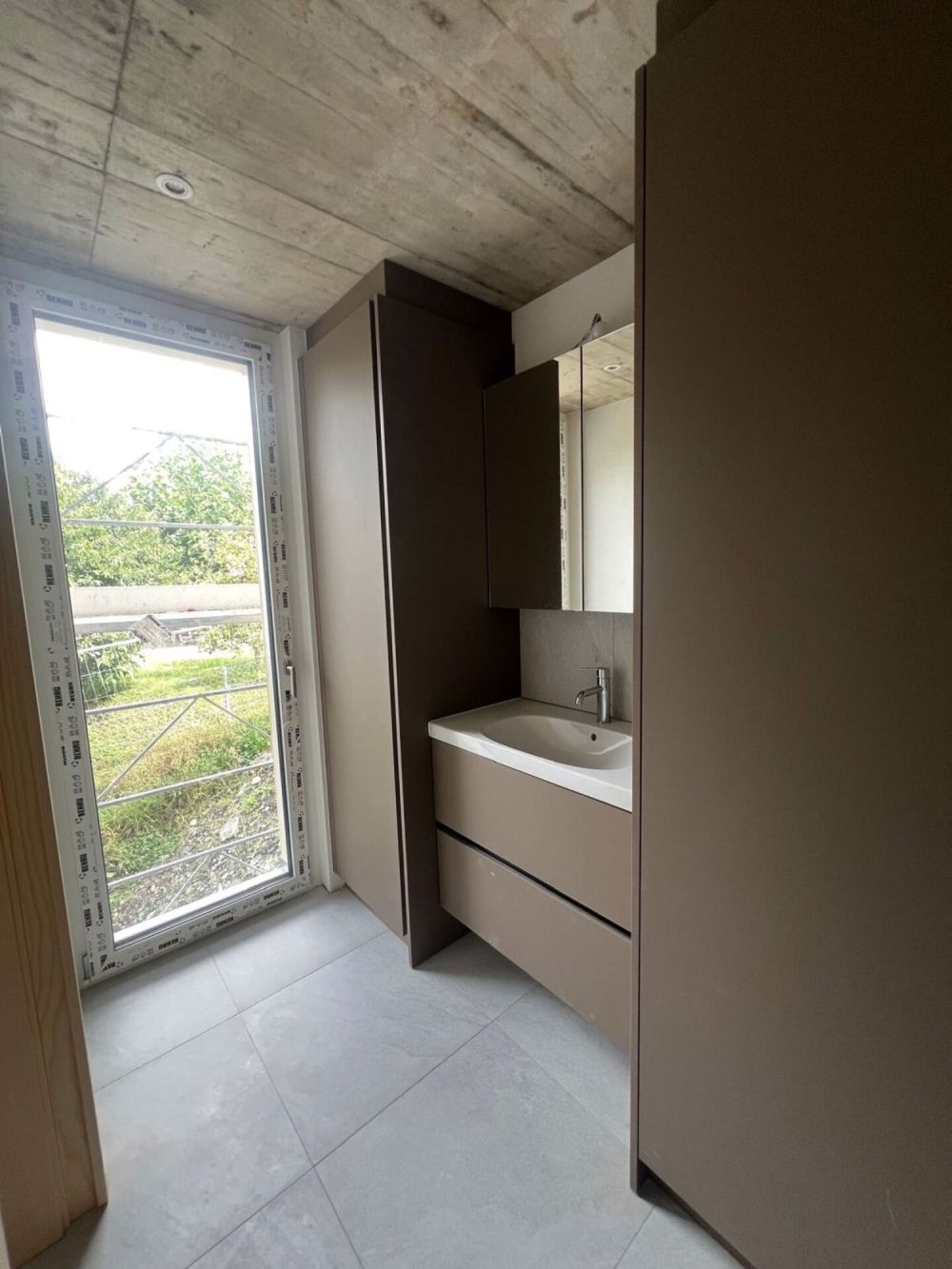 Nouvelle colocation haut de gamme - Chambres meublées avec balcon à 2 pas de la gare ! - Bild 4