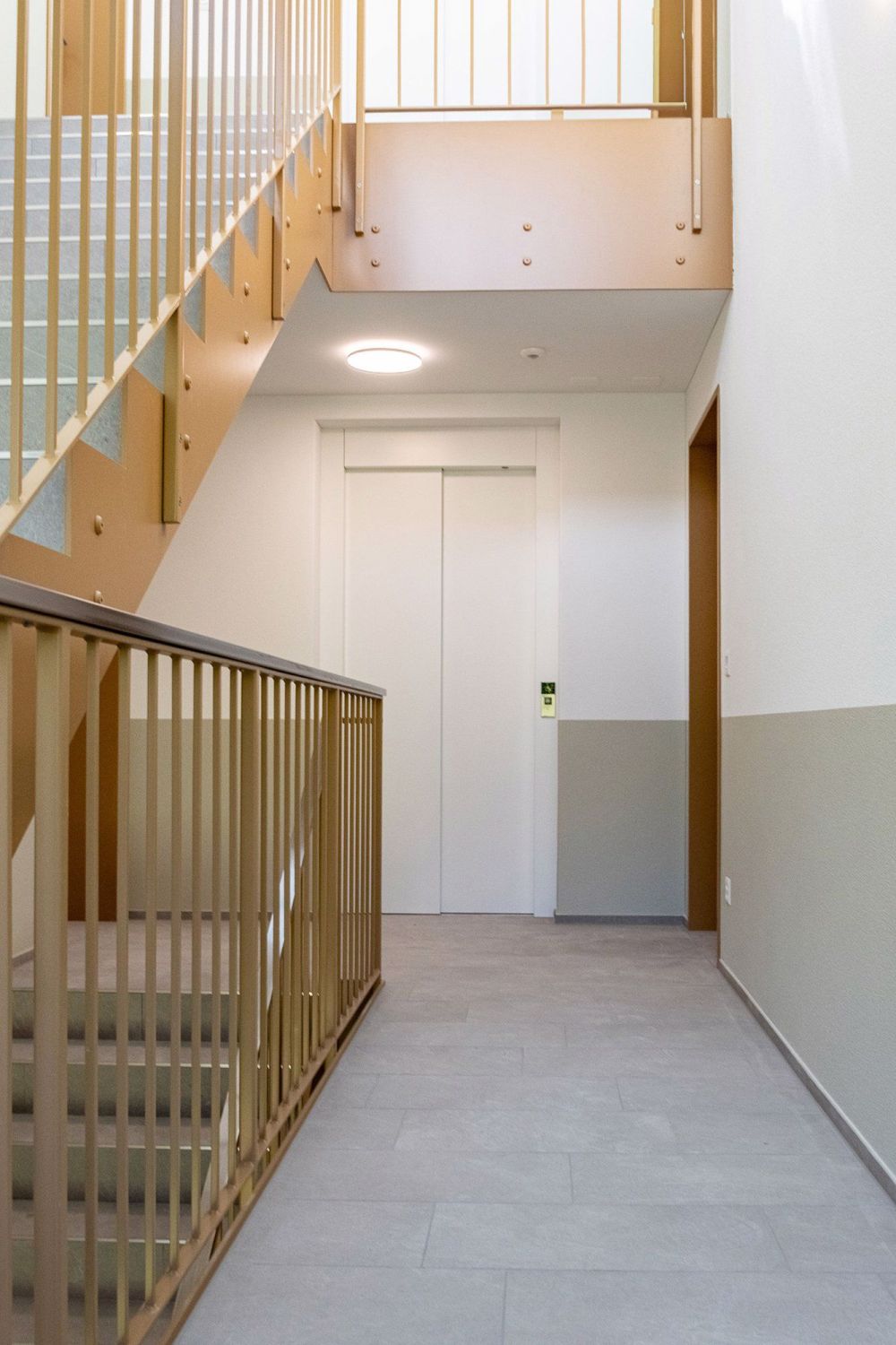 Einmalige 1½-Zimmer-Attika-Wohnung im Herzen von Schattdorf - Bild 5