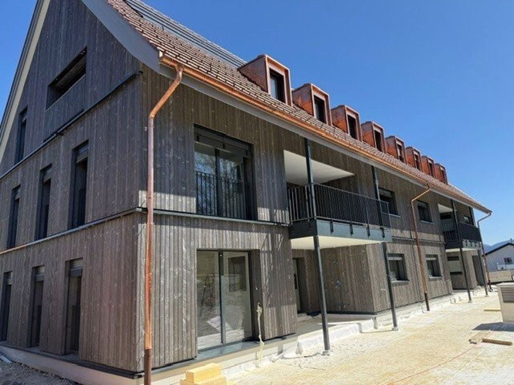ERSTVERMIETUNG - Maisonette-Wohnung mit Galerie und eigener Waschküche - Aussenansicht