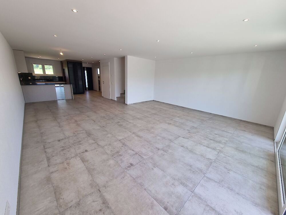 Modernes Reihenhaus in grüner Umgebung - Bild 2