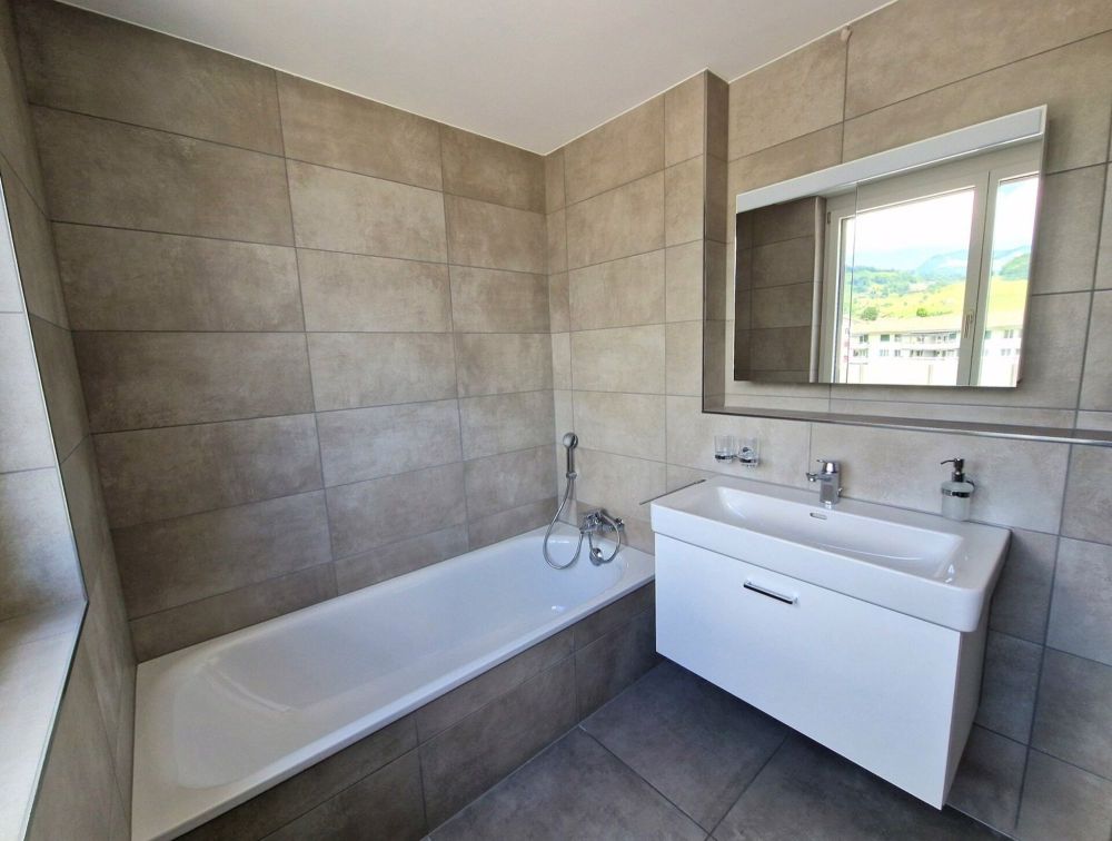 Exklusive 5.5-Zimmer-Attikawohnung mit direktem Liftzugang, See- & Bergsicht - Bild 8