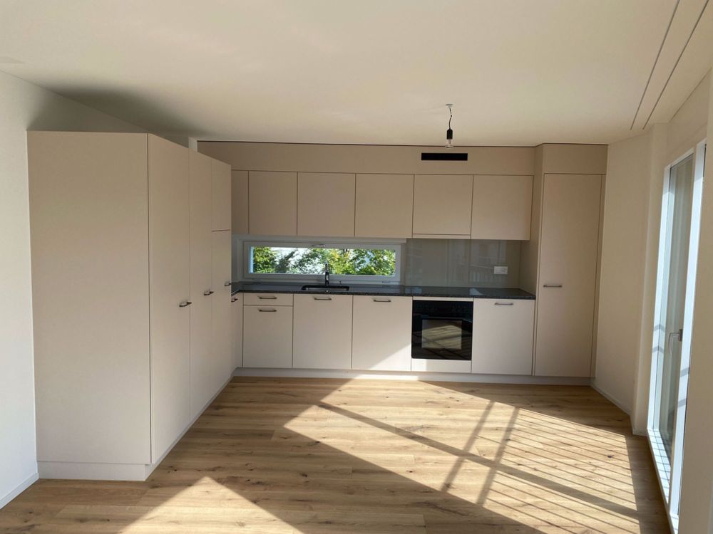 Helle Wohnung im Hochparterre - Neubau nahe Bahnhof Dübendorf - Küche