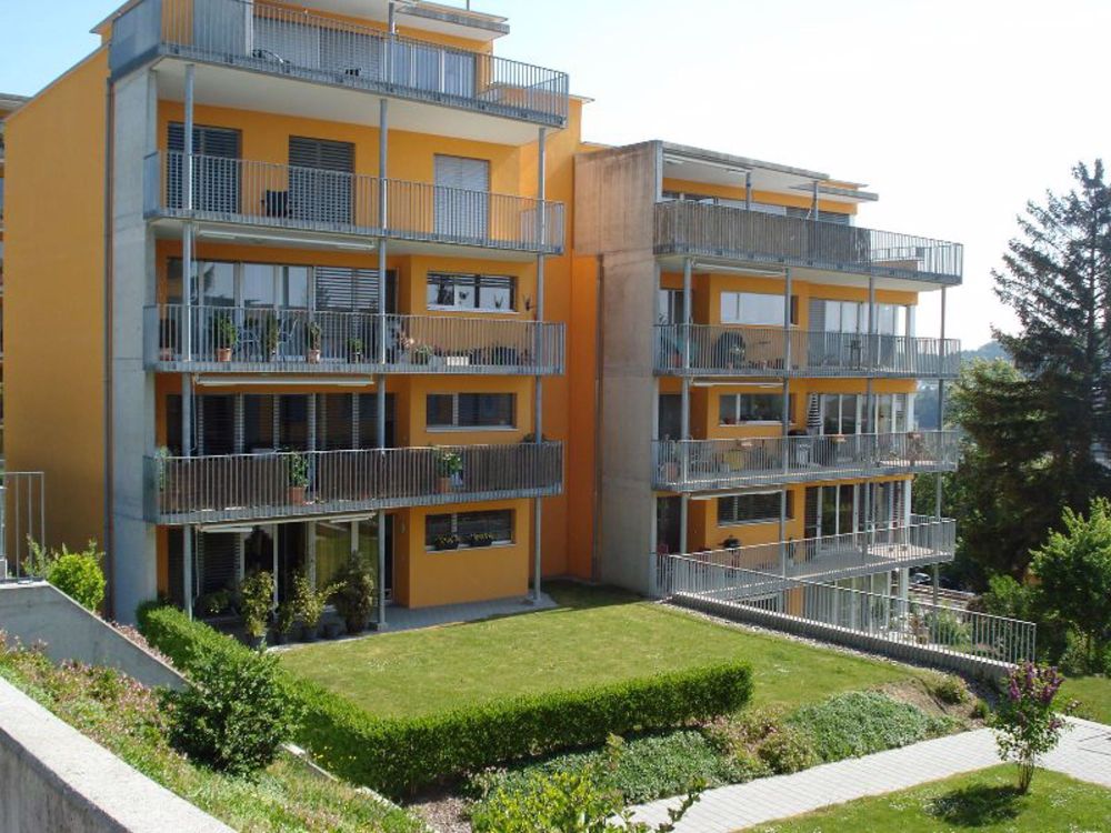 Schöne 4 1/2 Zimmerwohnung an Top Lage - Bild 1