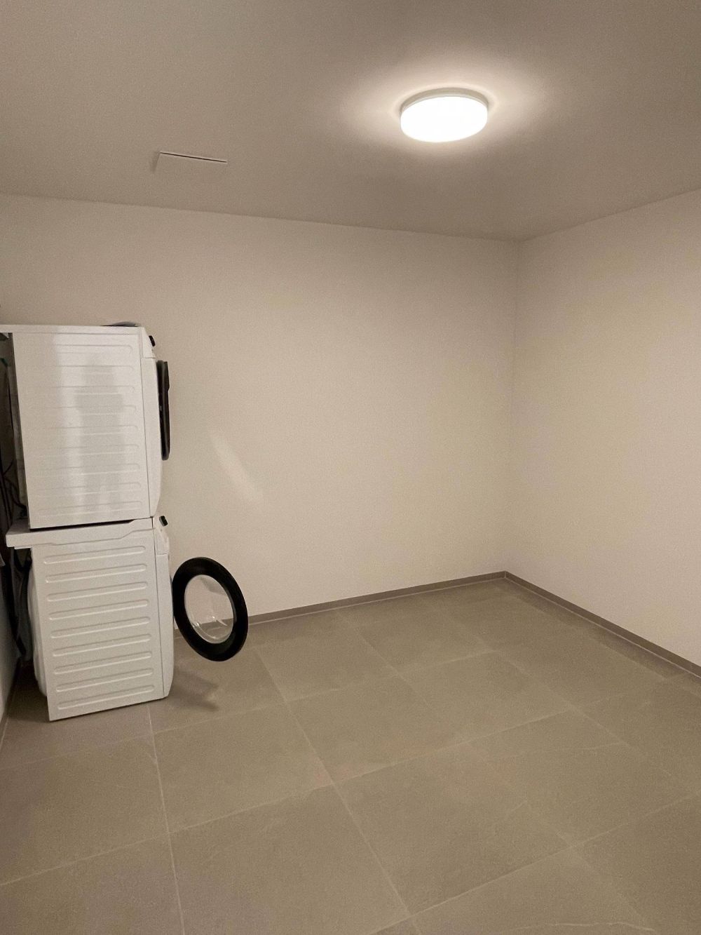 Idyllisches Wohnen - Erstvermietung moderner 4.5-Zimmmer-Wohnung mit grosszügigem Balkon - Bild 11