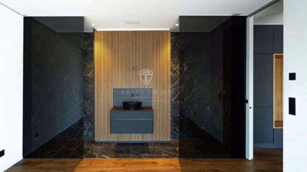 Luxuriöse 3.5-Zimmer-Terrassenwohnung mit 132m² Privat-Terrasse und traumhafter Aussicht auf Pilatus & Rigi - Bild 6