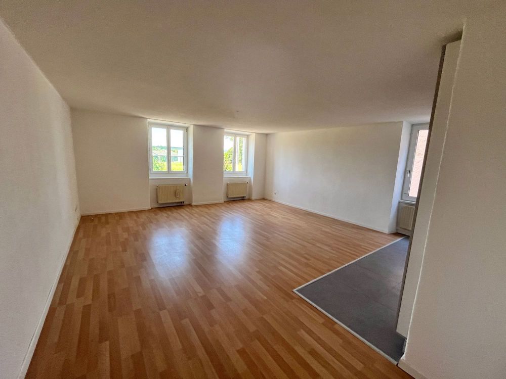 Charmantes renoviertes 2,5-Zimmer-Apartment - Bild 2