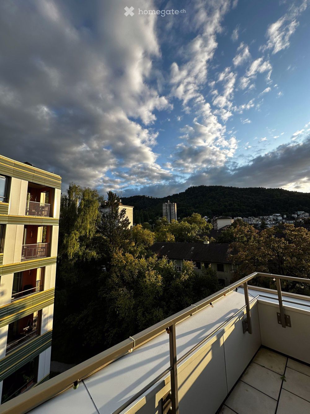Moderne 3.5-Zimmer-Wohnung mit Dachterasse und Aussicht auf den Uetliberg - Bild 8