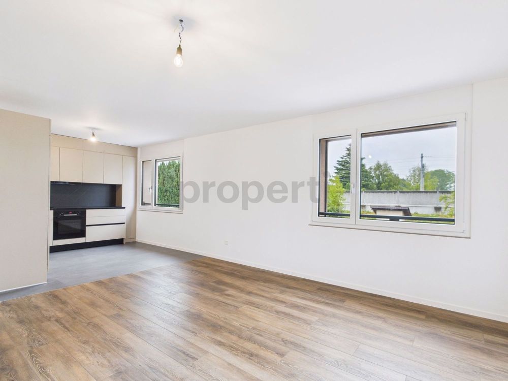 Exklusives 4.5-Zimmer-Apartment in Grandson, modern renoviert und familienfreundlich - Image 1