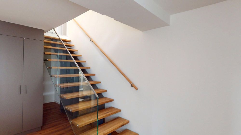 Erstvermietung nach Komplettsanierung – Exklusive Maisonette im Stadtzentrum - Bild 7