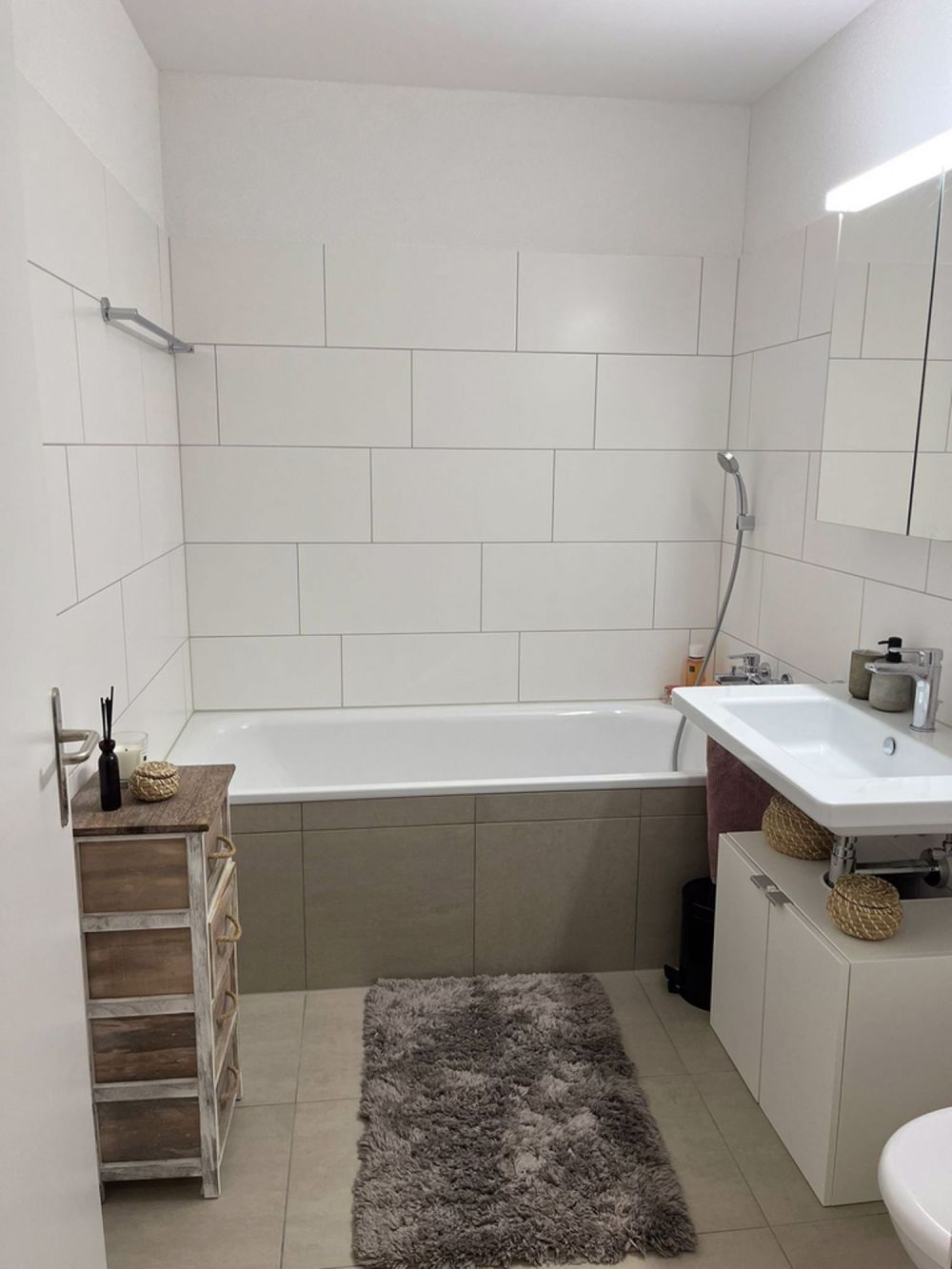 Helle Wohnung in modernem Neubau - Badezimmer