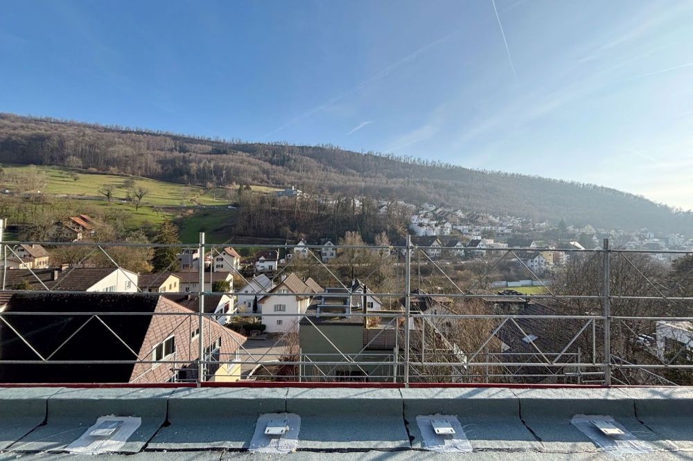Drei Neubau Terrassenwohnungen mit Sicht auf die Lägern - Bild 4